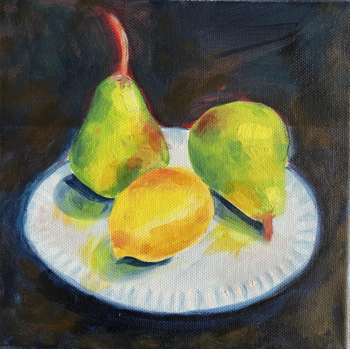 Two pears and one lemon