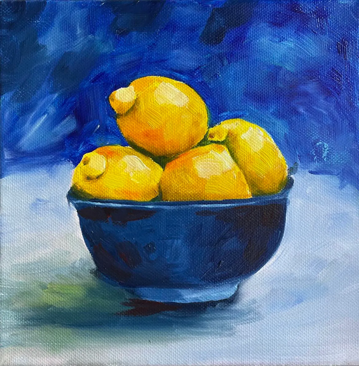 Lemons in blue bowl